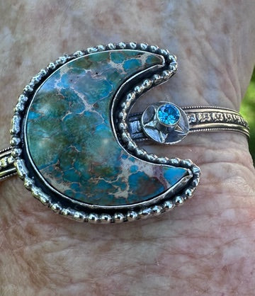 Beautiful Moon and CZ Sterling Silver Cuff (1074)