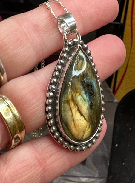Labradorite - Beautiful Teardrop Labradorite Pendant