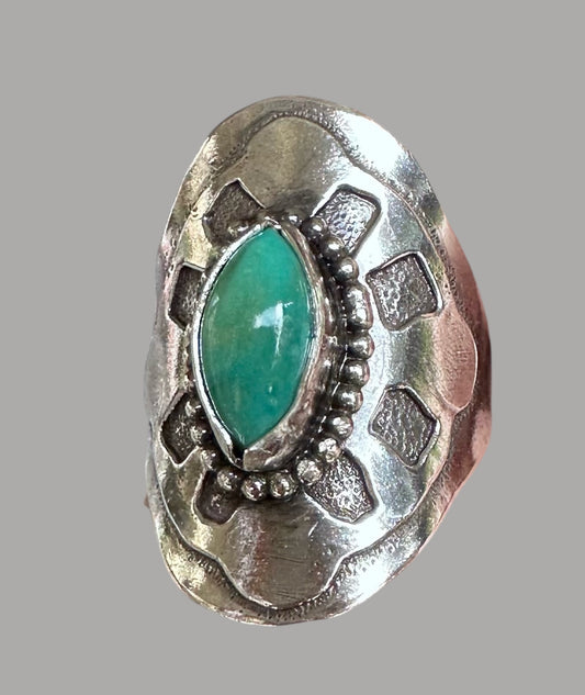 Custom Sterling Silver Saddle Ring with oval Turquoise - SIZE 10
