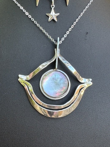 Mother of Pearl "Witchy" Pendant (908)